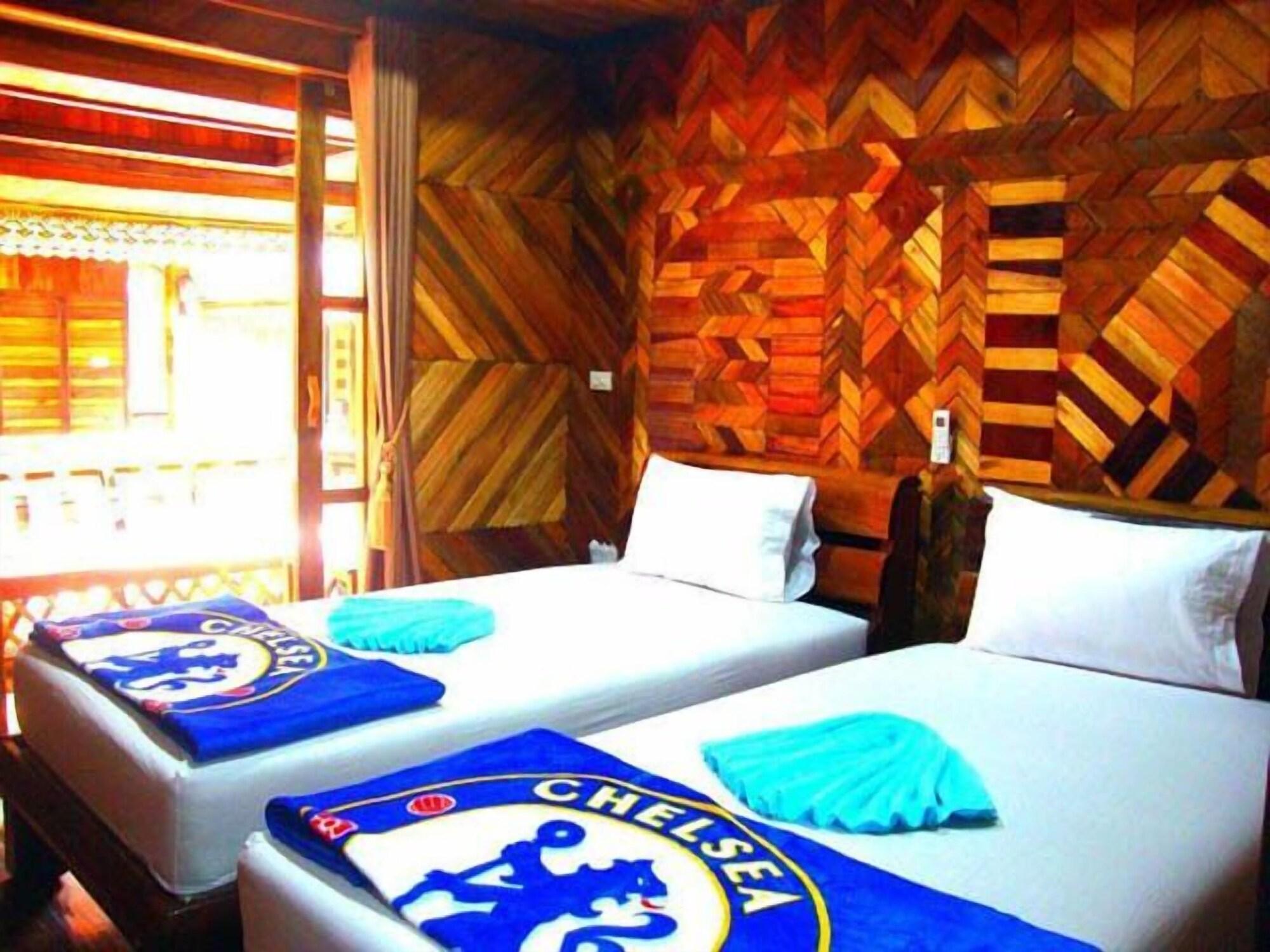 Phi Phi Sand Sea View Resort Buitenkant foto