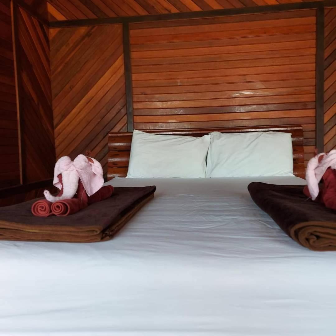 Phi Phi Sand Sea View Resort Buitenkant foto