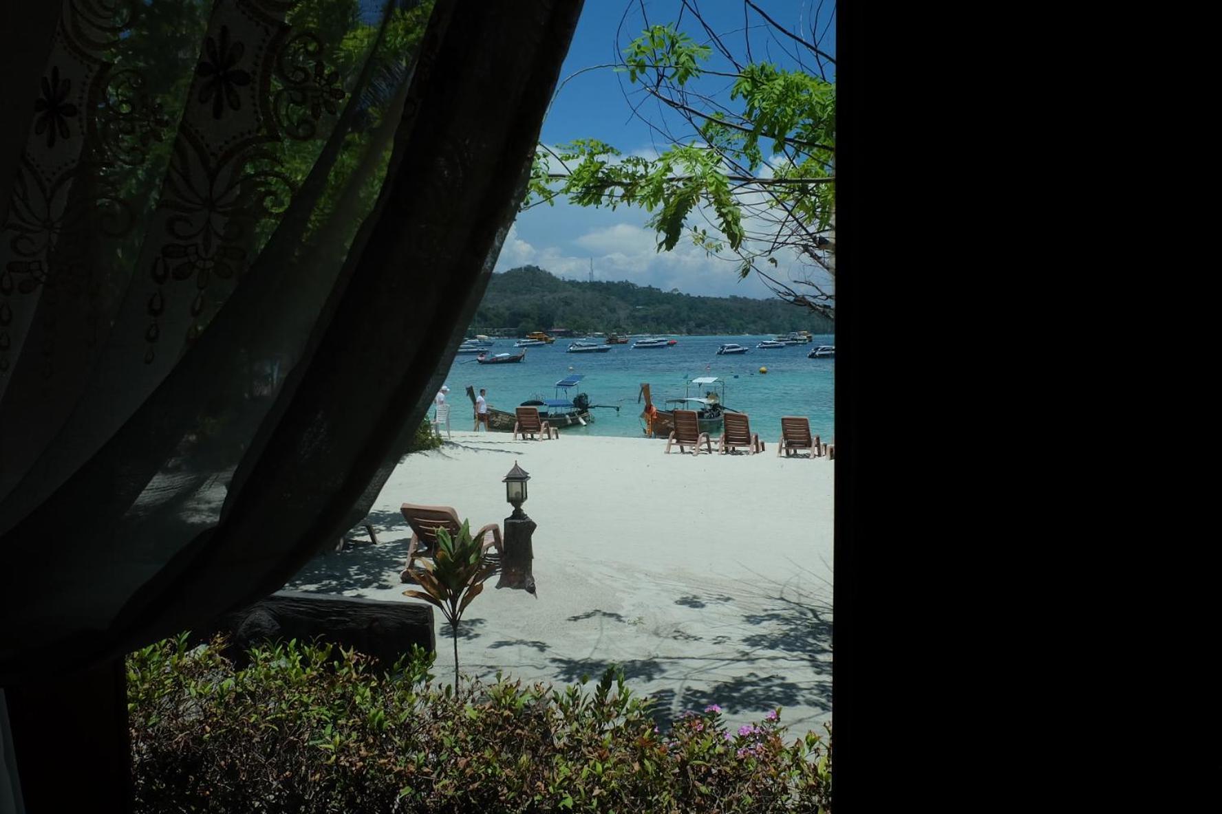 Phi Phi Sand Sea View Resort Buitenkant foto