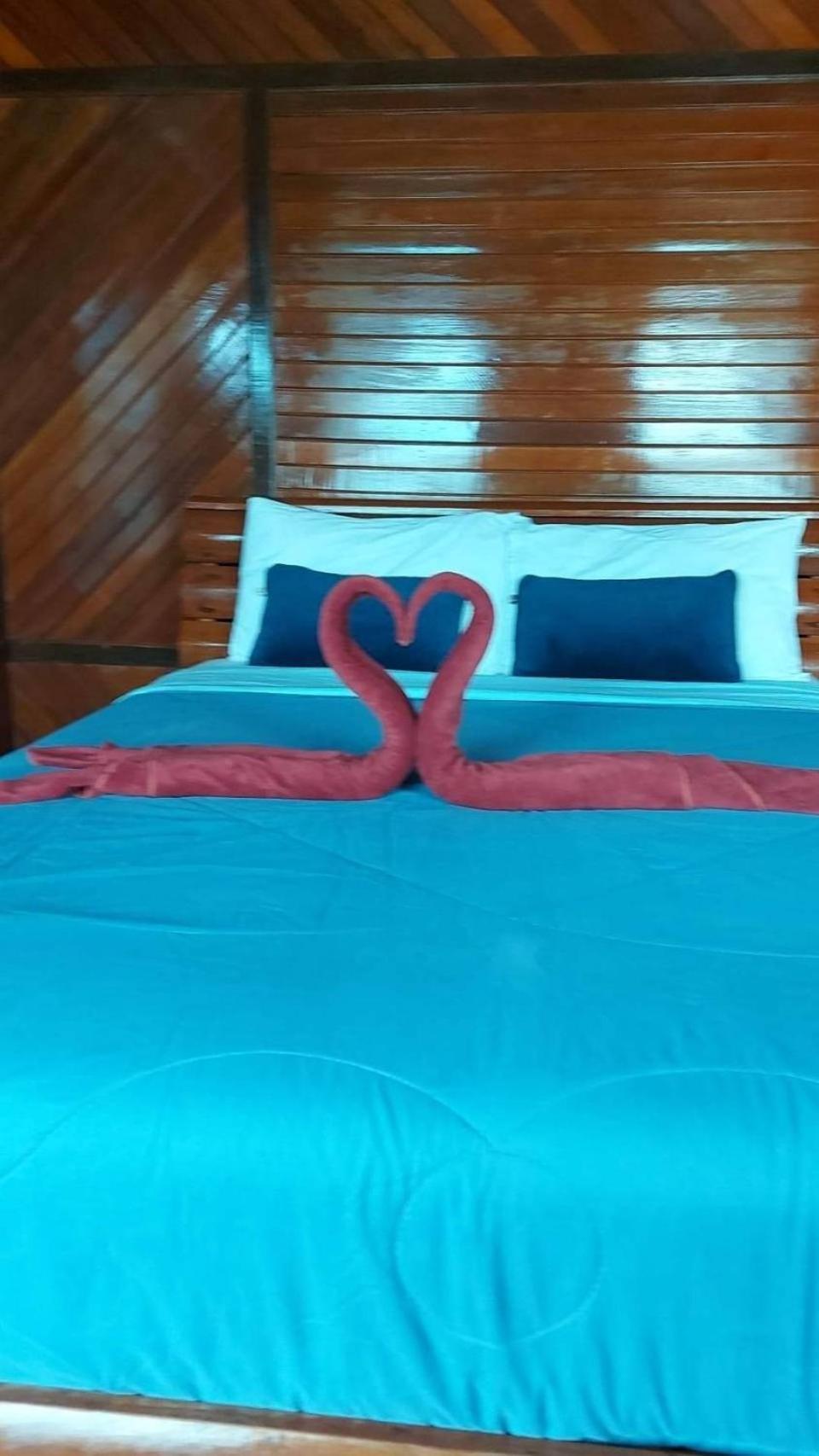 Phi Phi Sand Sea View Resort Buitenkant foto