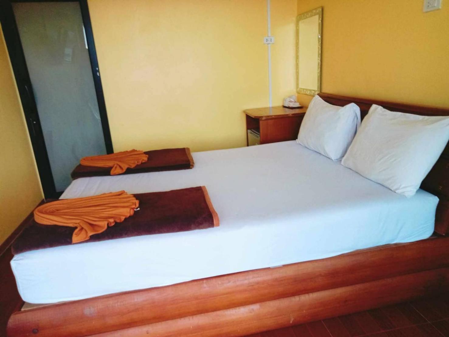 Phi Phi Sand Sea View Resort Buitenkant foto